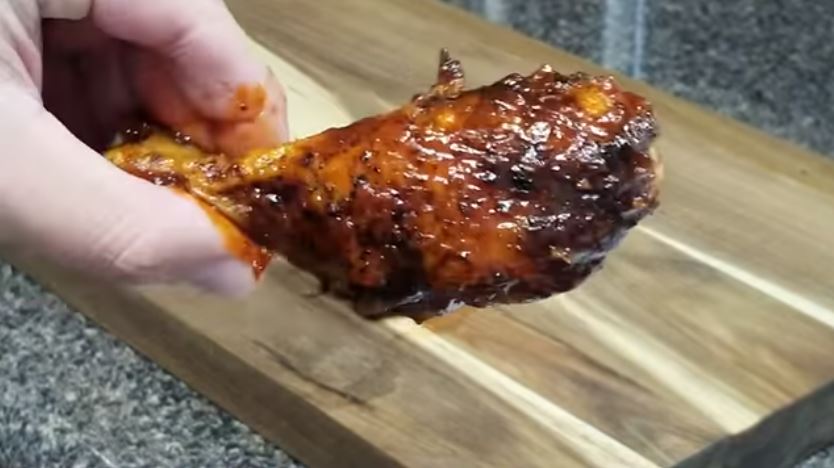 In the mood for BBQ chicken drumsticks but not willing to get the grill out? Enjoy this fantastic air fryer BBQ chicken drumsticks recipe all year-round!