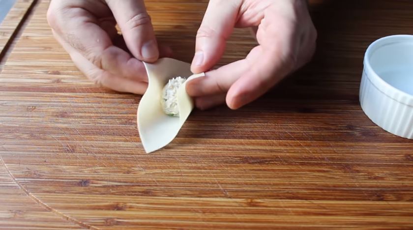 Crab Rangoon is so yummy is a must whenever you order Chinese food! Make your own with this air fryer crab Rangoon recipe.