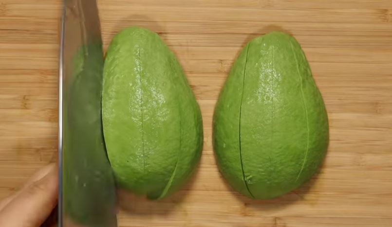 For the avocado lovers out there this recipe is a must! Delicious and creamy avocado wrapped in crispy perfection for a delectable healthy dish!