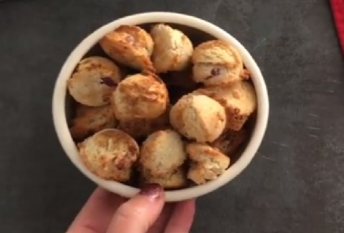 This vegan air fried hush puppies recipe makes the perfect healthy appetizer or side dish! It is super easy and quick to make using your handy air fryer.