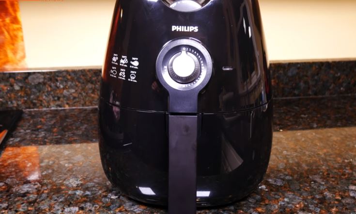 Looking for the perfect party appetizer? Then check out this vegan air fried mini blooming onions! Perfect to satisfy those who love fried foods.