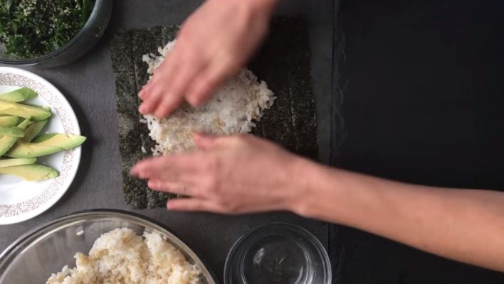 If you follow a vegan diet and like sushi, then you have to try this amazing vegan air fried sushi rolls! This recipe is easily made in the air fryer.