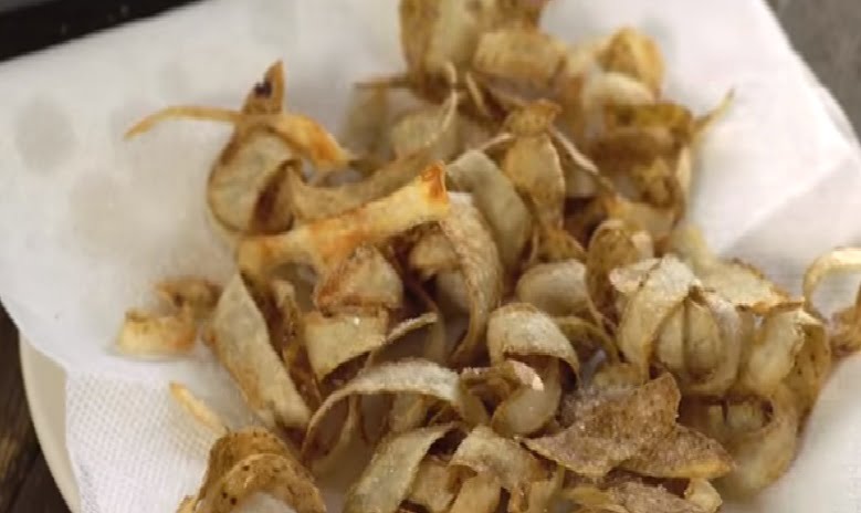 This is definitely a recipe for the resourceful type! With this delicious vegan air fried potato peels recipe, you'll never throw away potato peels again!