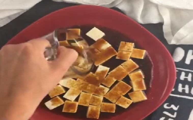 If you are a vegan and want to try something new, then check out this yummy vegan air fried baked tofu Buddha bowl, super easy to make using your air fryer!