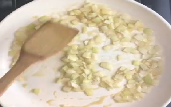 If you are a vegan and want to try something new, then check out this yummy vegan air fried baked tofu Buddha bowl, super easy to make using your air fryer!