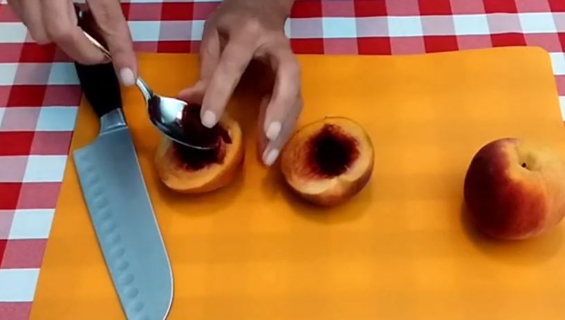 Caramelized peaches are so delicious. Just 3 ingredients needed to make this healthy and yummy vegan air fried caramelized peaches recipe!