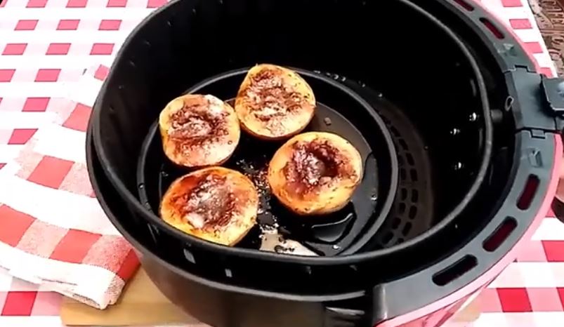 Caramelized peaches are so delicious. Just 3 ingredients needed to make this healthy and yummy vegan air fried caramelized peaches recipe!